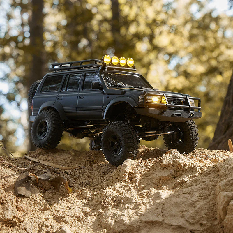 FMS 1-18 FCX18 LC80 Toyota Land Cruiser 80 Brushless RTR Outdoor 2.webp
